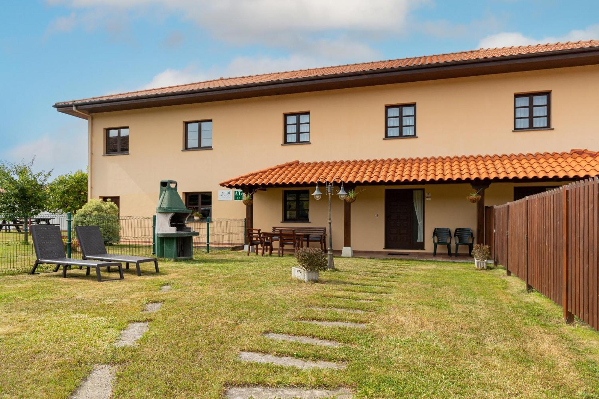 Apartamentos El Acebo Navés Zimmer foto